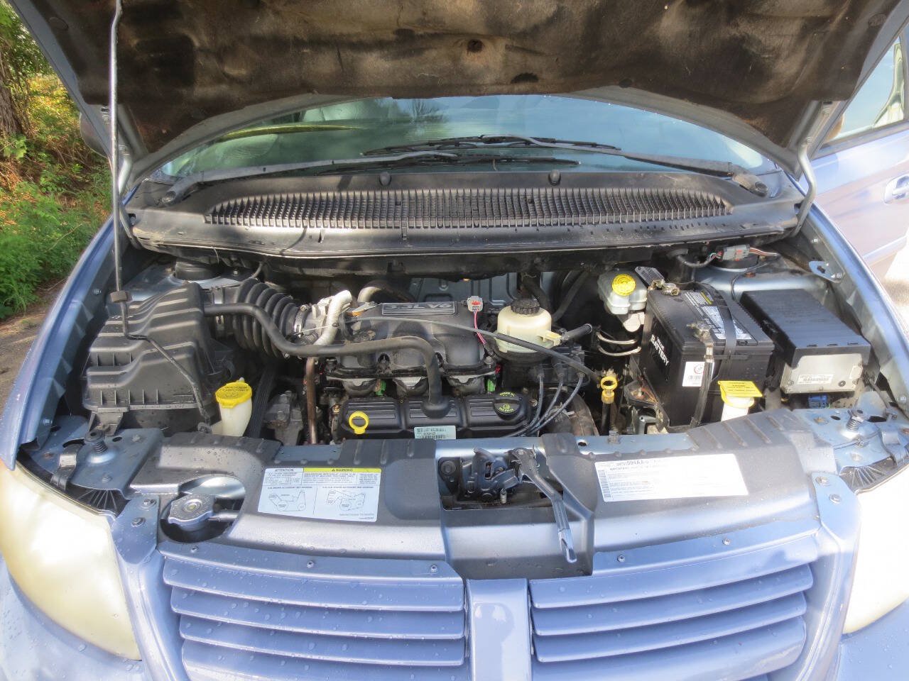 Used 2006 Dodge Caravan SE FWD image 2