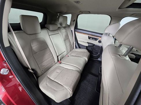 Used 2019 Honda CR-V Touring image 17