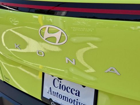 Certified 2024 Hyundai Kona SEL AWD/4WD image 30