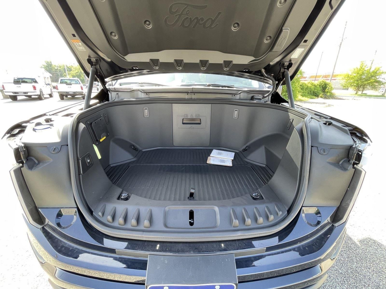 New 2025 Ford F150 Lightning Flash AWD/4WD image 50