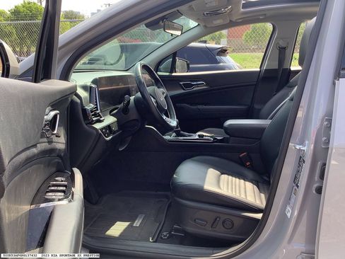 Used 2023 Kia Sportage SX FWD image 5