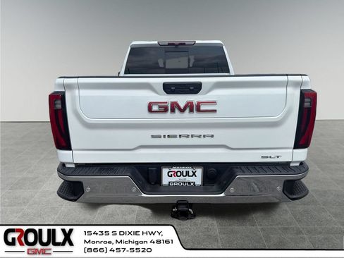 Used 2025 GMC Sierra 2500 SLT w/ SLT Premium Package AWD/4WD image 5