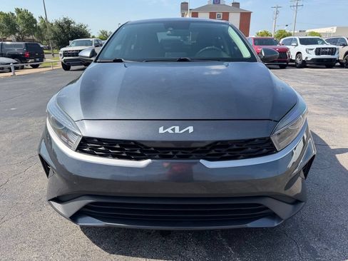 Used 2022 Kia Forte LXS FWD image 7