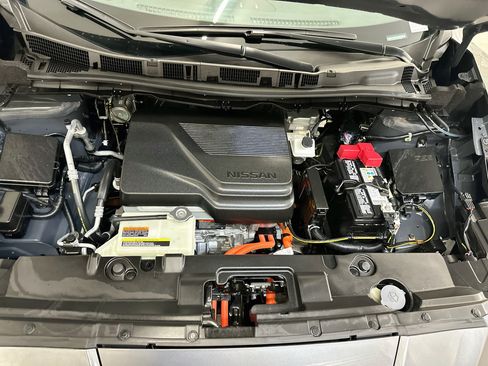 Used 2025 Nissan Leaf S FWD image 33