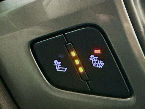 Used 2015 Chevrolet Silverado 1500 LTZ image 26