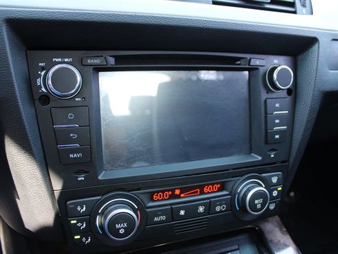 Used 2009 BMW 328i xDrive Sedan image 21