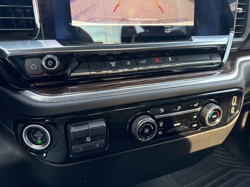 Used 2024 Chevrolet Silverado 2500 LT image 19