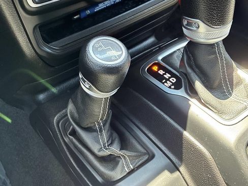 Used 2021 Jeep Wrangler Unlimited Sahara w/ Cold Weather Group AWD/4WD image 31
