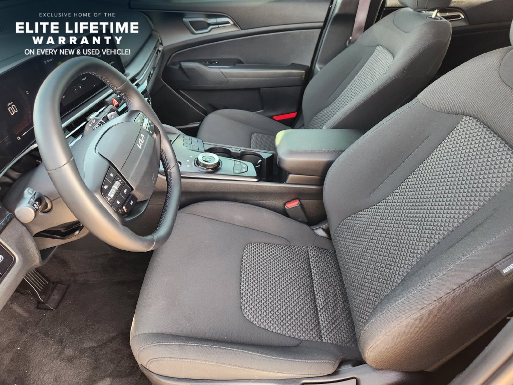 Certified 2026 Kia Sportage LX FWD image 13
