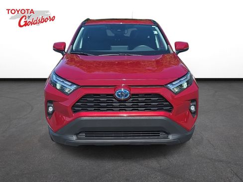 Used 2022 Toyota RAV4 XLE Premium AWD/4WD image 2