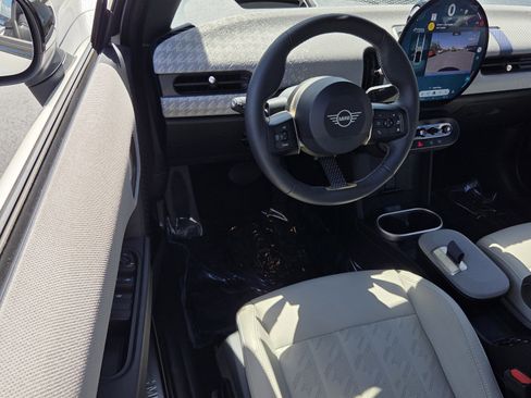 Used 2025 MINI Cooper S image 12