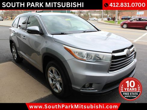 Used 2016 Toyota Highlander Limited w/ Driver Technology Package image 5