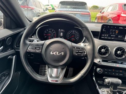 Used 2022 Kia Stinger GT-Line AWD/4WD image 10
