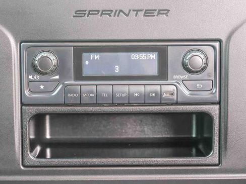 Used 2022 Mercedes-Benz Sprinter 2500 image 18