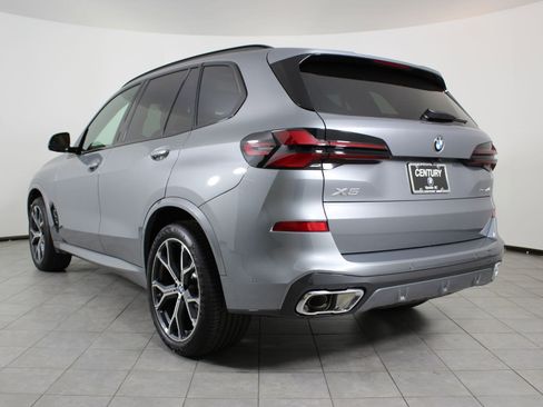 New 2026 BMW X5 xDrive40i image 3