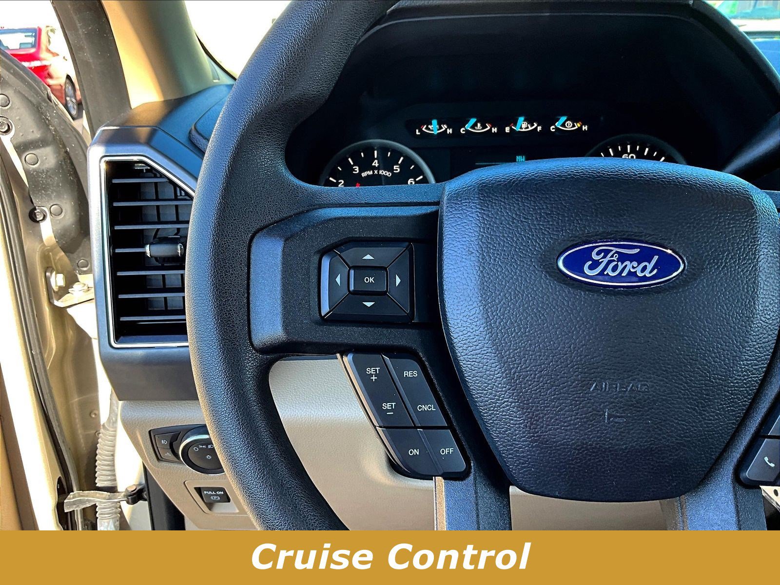Used 2018 Ford F150 XLT AWD/4WD image 12