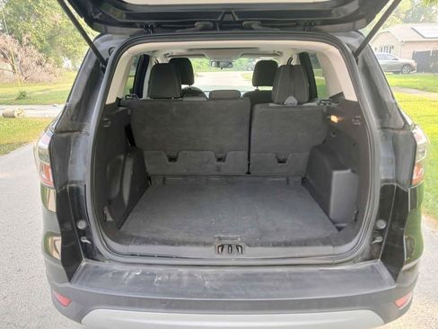 Used 2017 Ford Escape SE w/ Equipment Group 201A AWD/4WD image 19