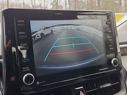 Used 2022 Toyota Corolla LE image 8