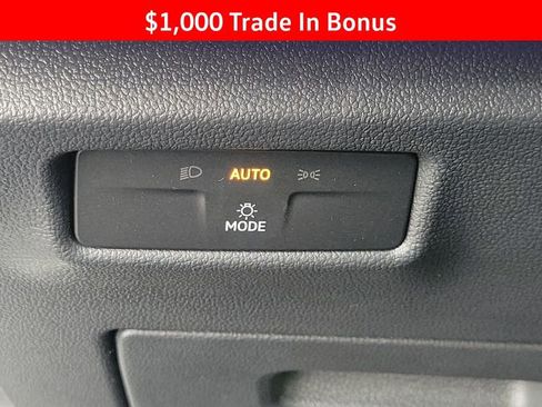 New 2026 Volkswagen Tiguan SE FWD image 22