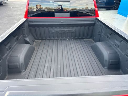 Used 2024 Chevrolet Silverado 1500 ZR2 w/ Technology Package image 29