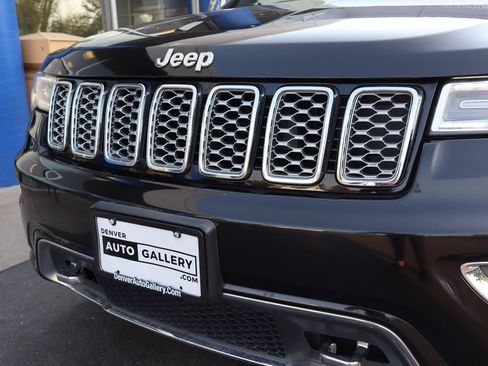 Used 2019 Jeep Grand Cherokee Overland AWD/4WD image 28