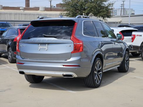 Used 2018 Volvo XC90 T6 Momentum w/ Convenience Package image 9