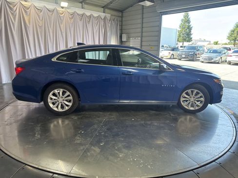 Used 2023 Chevrolet Malibu LT image 3