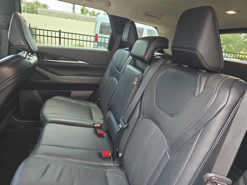 Used 2023 INFINITI QX60 Pure FWD image 14