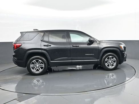 Used 2025 GMC Terrain Elevation AWD/4WD image 4