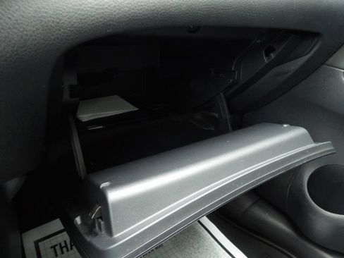 Used 2017 Nissan Sentra SV FWD image 32
