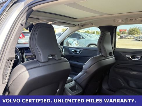 Certified 2025 Volvo V60 B5 Cross Country Plus image 31