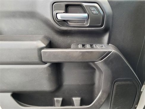 Used 2022 Chevrolet Silverado 1500 Custom image 22