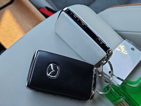 Used 2022 MAZDA MX-30 Electric w/ Premium Plus Pkg image 35