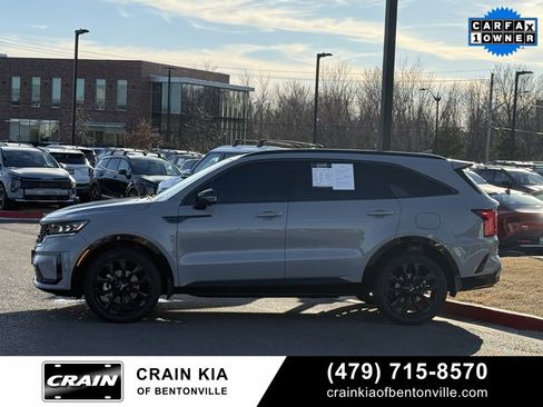 Certified 2023 Kia Sorento SX image 4