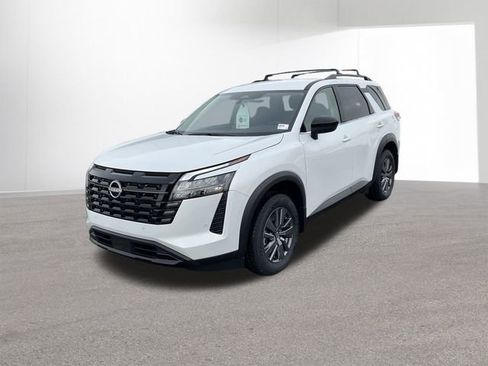 New 2026 Nissan Pathfinder SV image 2