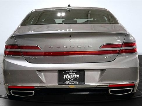 Used 2021 Genesis G90 3.3T Premium image 4