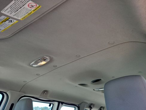 Used 2012 Ford E-350 and Econoline 350 XL w/ PWR Windows & Locks Group image 15