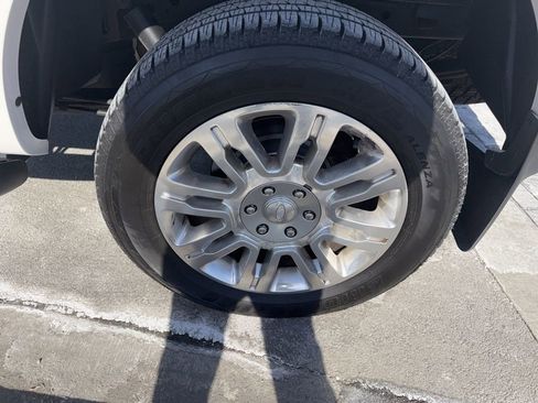 Used 2010 Ford F150 Lariat image 33