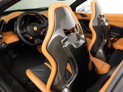 Used 2017 Ferrari 488 Spider RWD image 72