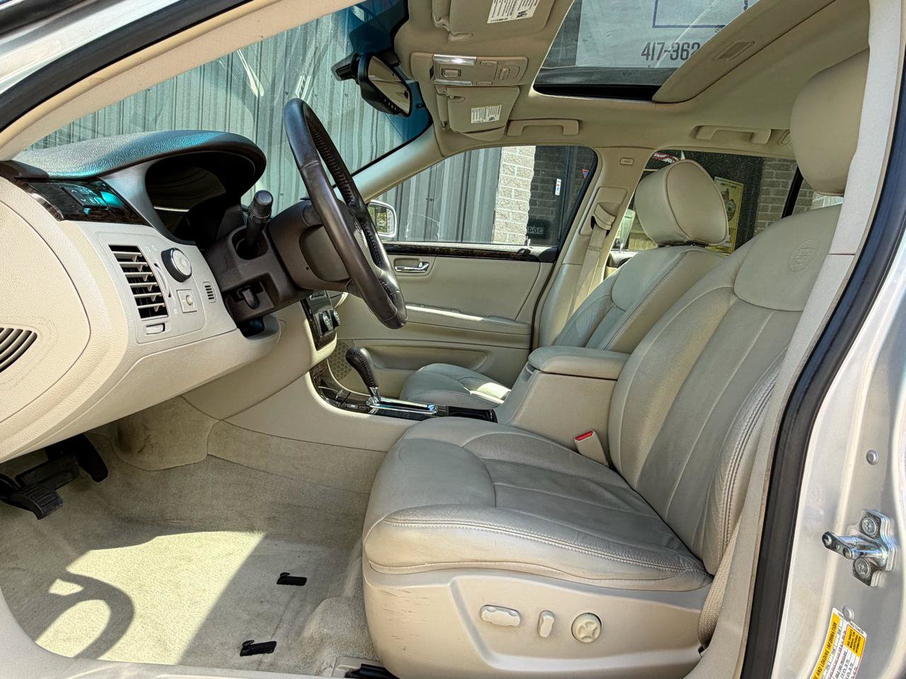 Used 2010 Cadillac DTS Luxury FWD image 14