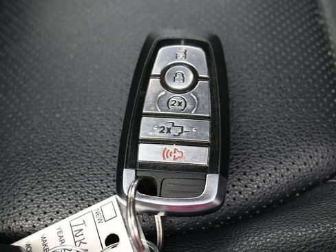 Certified 2022 Ford F150 Lariat AWD/4WD image 24