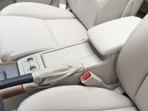 Used 2005 Subaru Legacy GT image 12