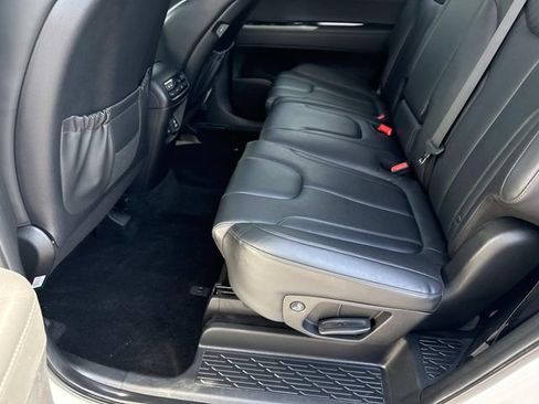 Used 2023 Hyundai Palisade SEL AWD/4WD image 13