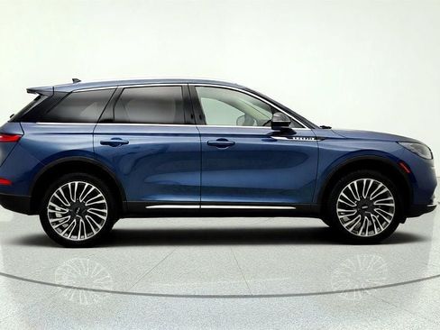 Used 2022 Lincoln Corsair Reserve w/ Luxury Package AWD/4WD image 4