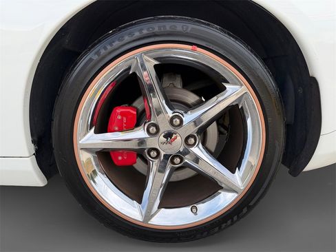 Used 2011 Chevrolet Corvette Coupe w/ 1LT image 11