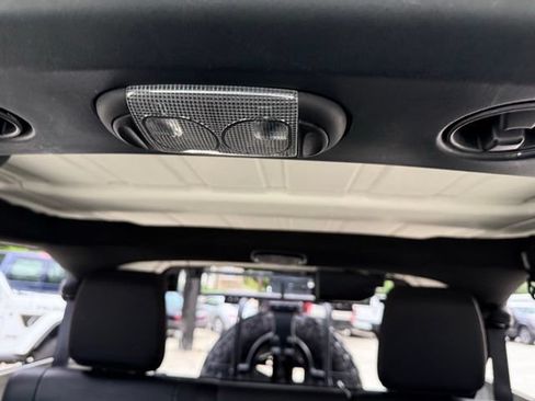 Used 2012 Jeep Wrangler Unlimited Sahara AWD/4WD image 52