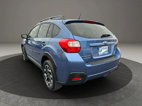 Used 2017 Subaru Crosstrek 2.0i Premium image 5