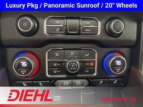 Used 2023 Chevrolet Tahoe LT w/ Luxury Package AWD/4WD image 39