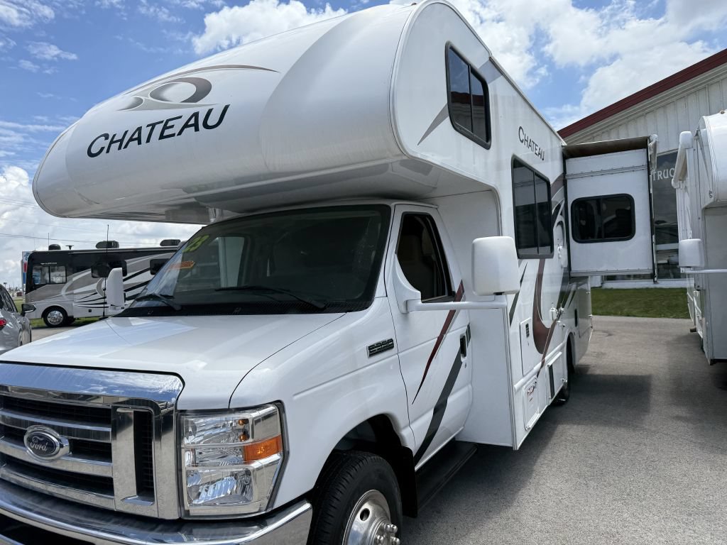 Used 2023 Ford E-350 and Econoline 350 Super Duty RWD image 3