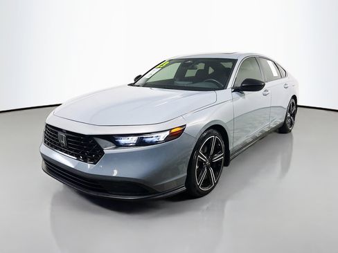 Used 2023 Honda Accord Sport image 10